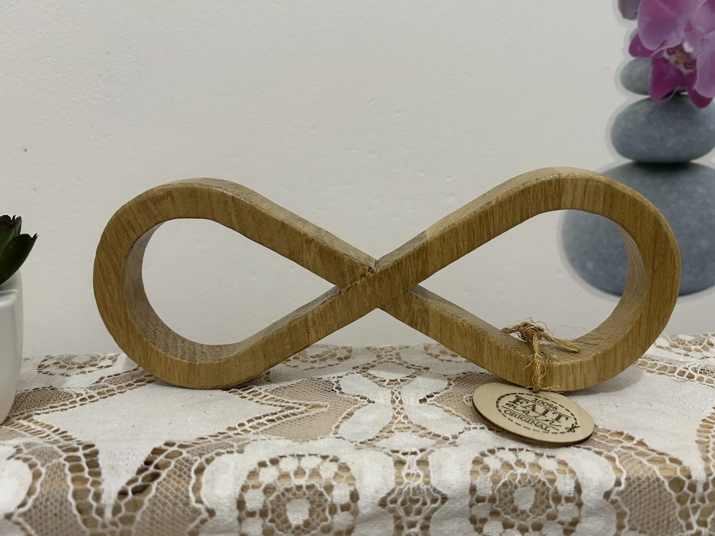 Lemniscate - en bois de chêne- 20 cms - En stock 14€