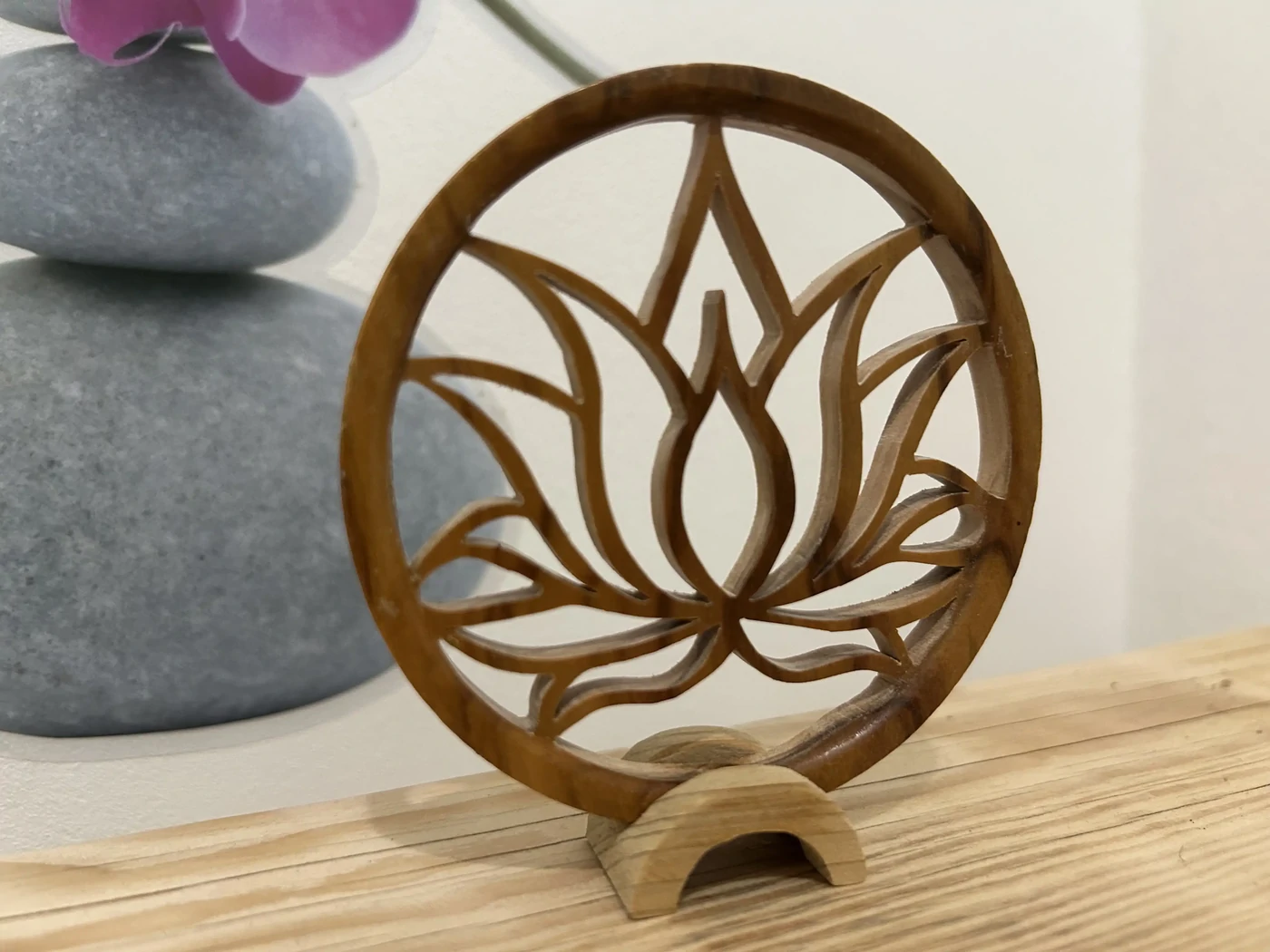 Mini lolus en bois d’olivier - 8 cm - 5 exemplaires en stock - 18€