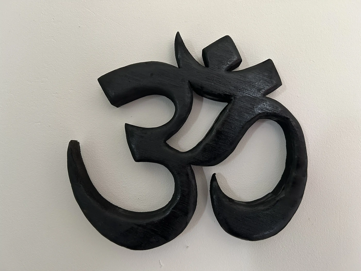 Om, symbole sacré de l’hindouisme - 16x17 cm à accrocher - 18€