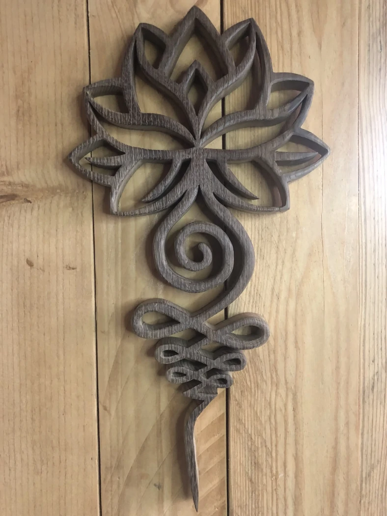 L'Unalome - 30 cm minimum - Sur commande à partir de 35€
